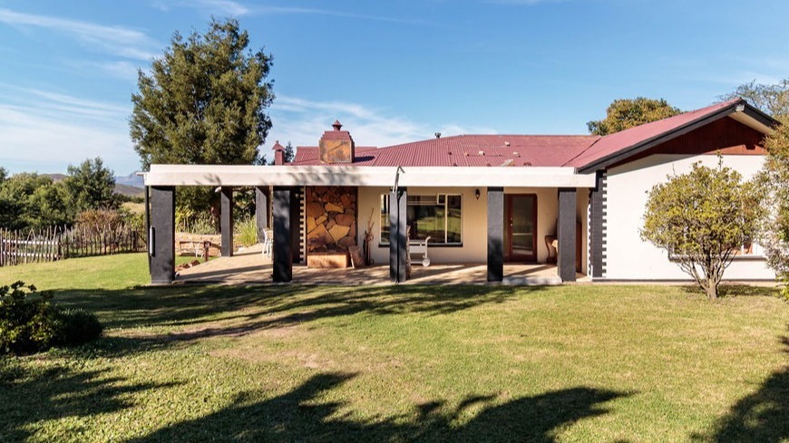 4 Bedroom Property for Sale in Joubertina Eastern Cape